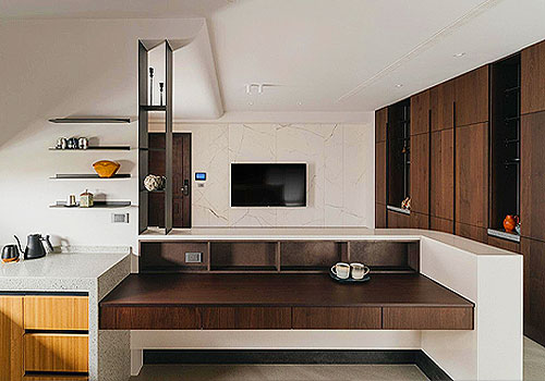 French Design Awards - Contemporary Silhouette
