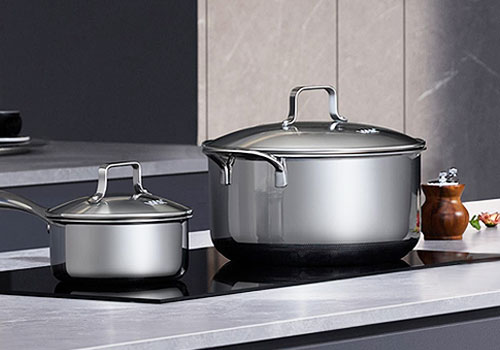 French Design Awards - 3D Cyclone Pattern Non-Stick Pan
