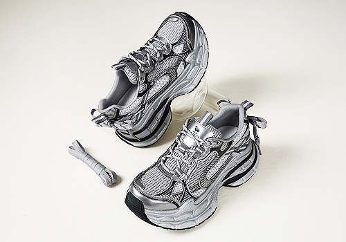 French Design Awards Winner - Camel SilverMoon 3.0 by Camel (China) Outdoor Supplies Co., Ltd.