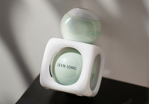 French Design Awards Winner - The Leenlong Dice – the treasure serum by centdegrés