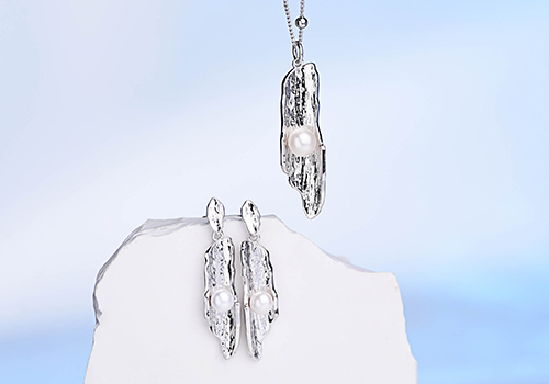French Design Awards Winner - Sparse Shadow by Lijiang BSF Silver Jewelry Co., Ltd.