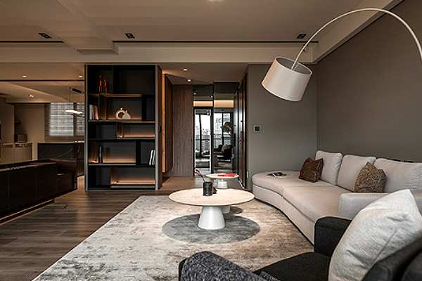 Gold Marks a Standout Residential Project from YJ INTERIOR DESIGN